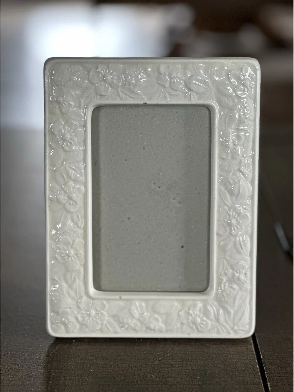 Vintage Elsa L Ceramic Floral Picture Frame 4x6 Ivory Taiwan Cottagecore
